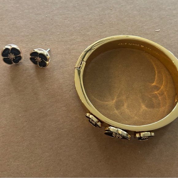 Kate Spade Heritage Gold Bracelet and Earrings - Picture 4 of 4